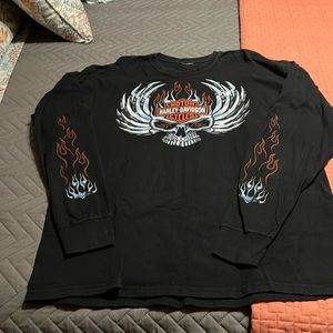 Men’s long sleeve Harley Davidson shirt